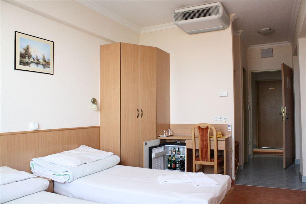 Hotel Zuglo Budapest Exteriör bild