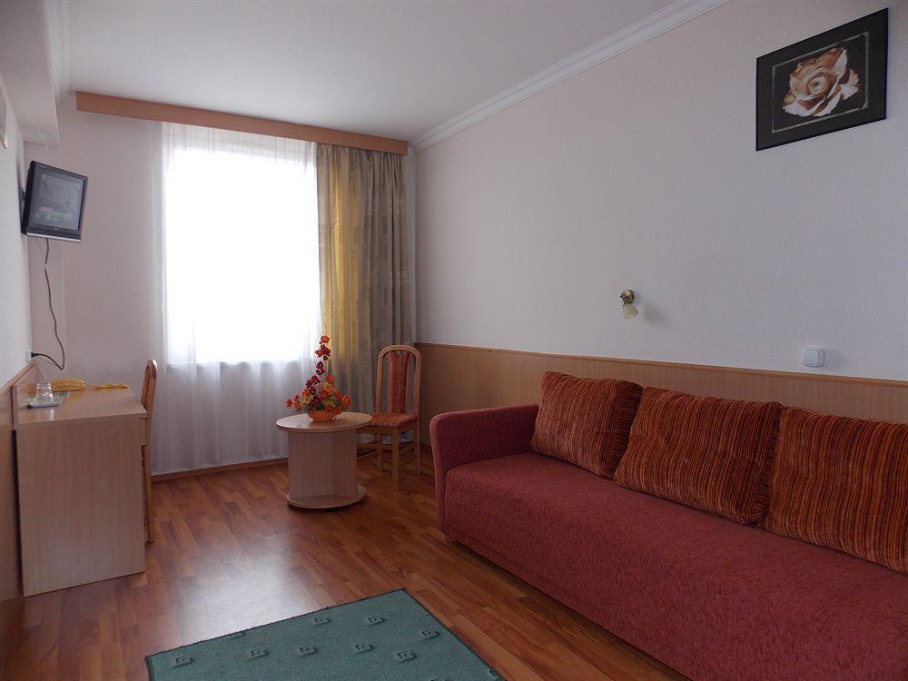 Hotel Zuglo Budapest Exteriör bild
